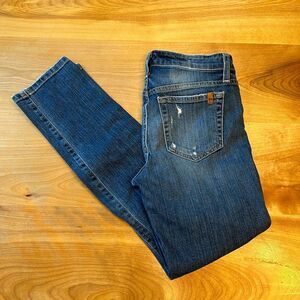 ‎Joe’s distressed skinny jeans